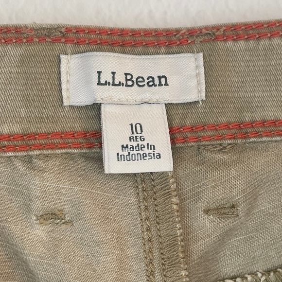 L.L. Bean Khaki Skinny Outdoor Pants Size 10 - Picture 8 of 9